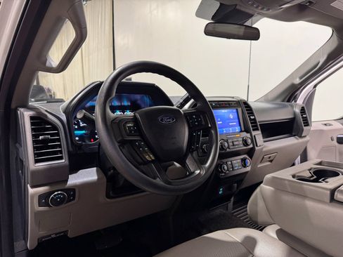 Used 2022 Ford F350 XL w/ Power Equipment Group image 10