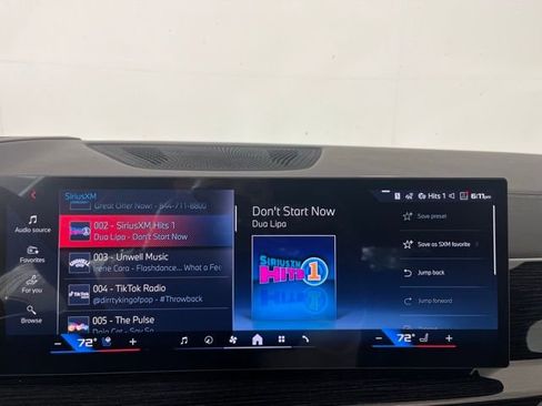 New 2026 BMW X7 M60i image 15