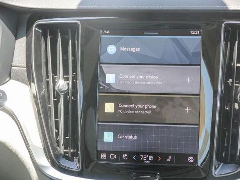 New 2025 Volvo V60 B5 Cross Country Ultra w/ Protection Package Premier image 15