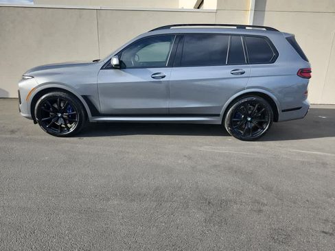 Used 2026 BMW X7 xDrive40i w/ M Sport Package AWD/4WD image 4