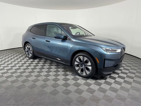 Used 2025 BMW iX xDrive50 w/ Convenience Package image 1