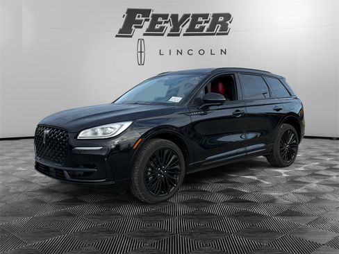 Used 2024 Lincoln Corsair Reserve w/ Equipment Group 201A image 1