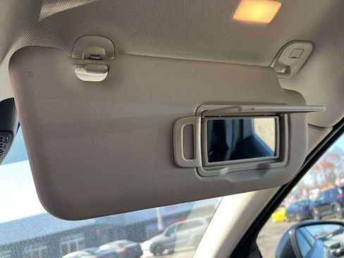 Used 2024 Nissan Ariya AWD image 30