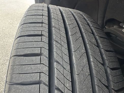 Used 2018 GMC Sierra 1500 2WD Regular Cab image 27