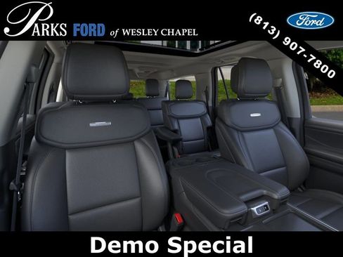 New 2026 Ford Expedition Max Platinum w/ Driver's Package AWD/4WD image 10