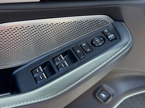 Used 2023 Acura MDX SH-AWD w/ Technology Package image 24