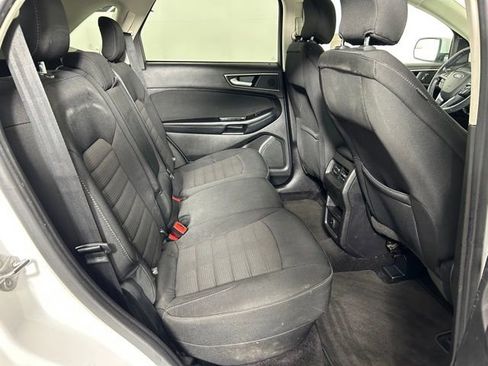 Used 2016 Ford Edge SEL AWD/4WD image 12