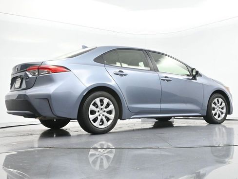 Used 2022 Toyota Corolla LE FWD image 45
