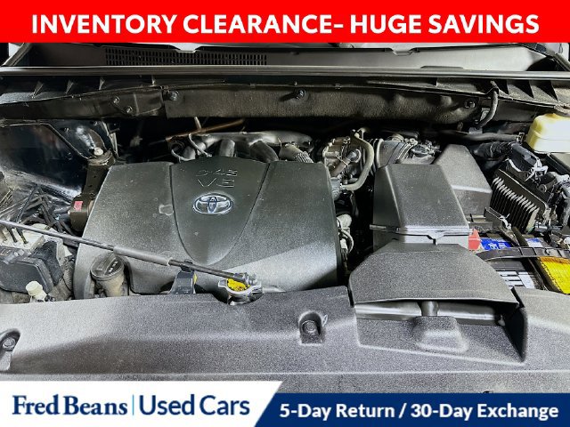 Used 2017 Toyota Highlander XLE AWD/4WD image 38
