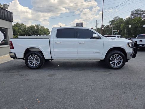 Used 2020 RAM 1500 Laramie AWD/4WD image 7