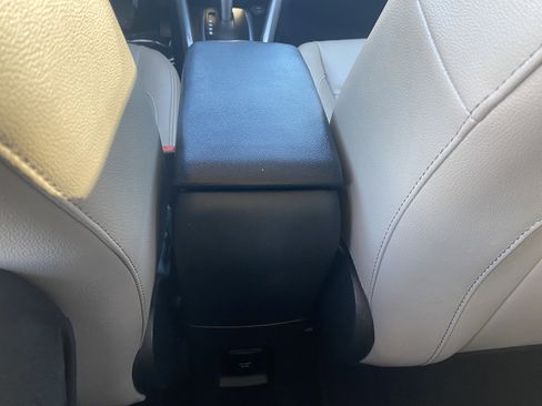 Used 2019 Ford EcoSport Titanium image 34