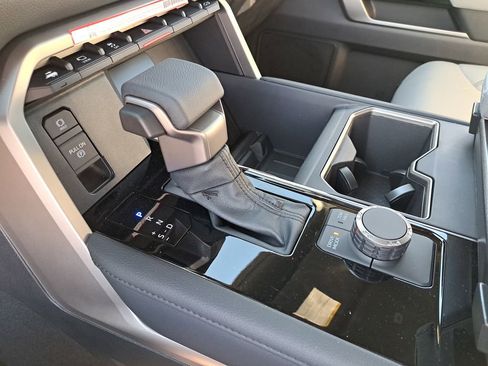 New 2026 Toyota Tundra Limited image 27