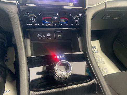New 2026 Jeep Grand Cherokee Laredo X AWD/4WD image 29