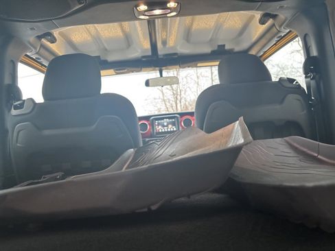 Used 2021 Jeep Wrangler Rubicon image 8