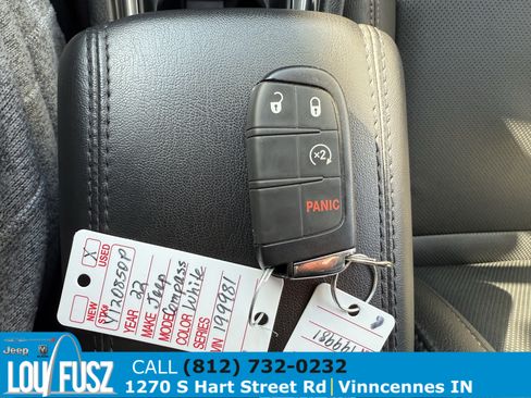 Used 2022 Jeep Compass Latitude image 23