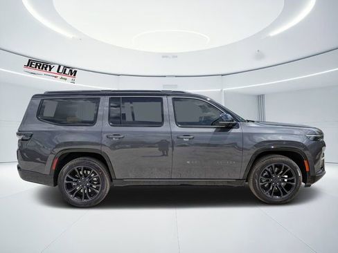 New 2026 Jeep Grand Wagoneer Summit AWD/4WD image 2
