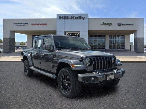 Certified 2021 Jeep Gladiator Overland AWD/4WD image 1