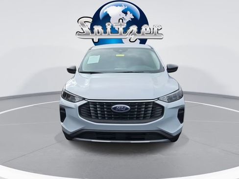 Used 2025 Ford Escape Active w/ Cold Weather Package image 3