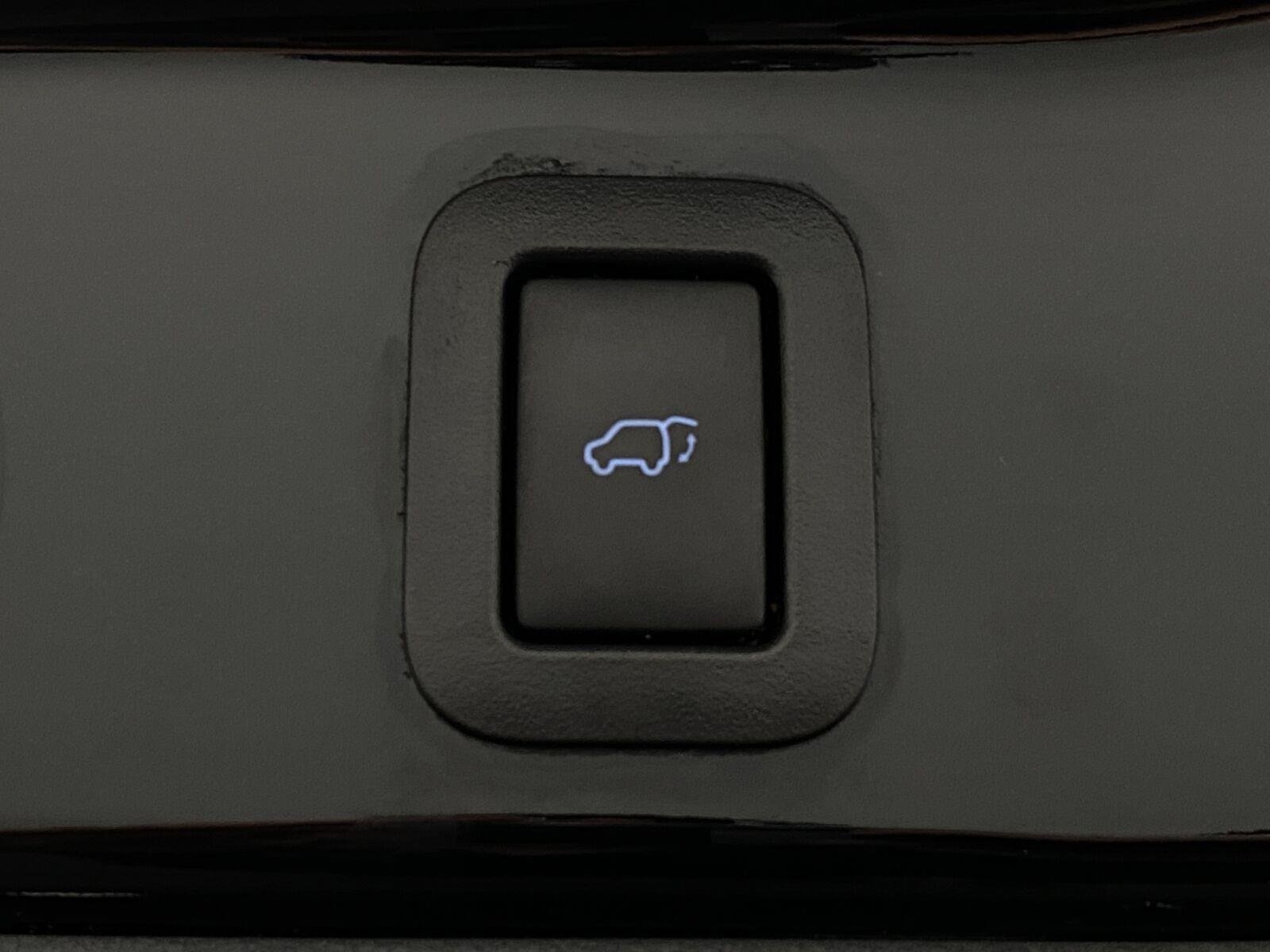 Used 2015 Toyota Highlander XLE AWD/4WD image 7