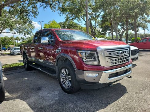 Used 2024 Nissan Titan Platinum Reserve w/ Moonroof Package AWD/4WD image 3