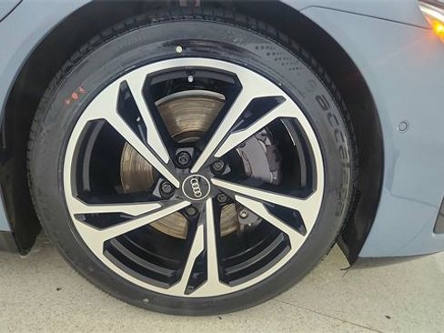 Used 2022 Audi e-tron GT Prestige w/ Prestige Package image 60