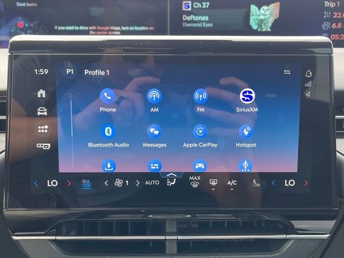 New 2026 Lincoln Nautilus Reserve image 8