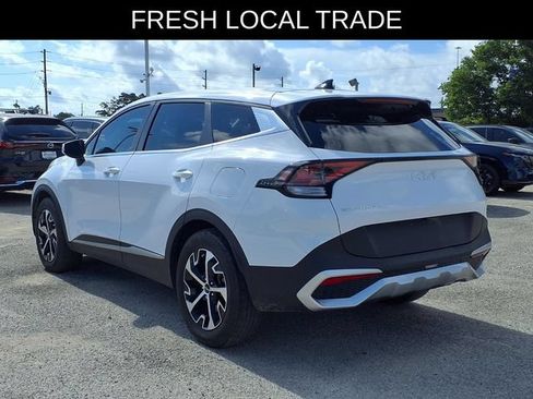 Used 2025 Kia Sportage EX FWD image 8