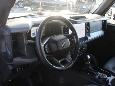 Used 2024 Ford Bronco Black Diamond AWD/4WD image 16