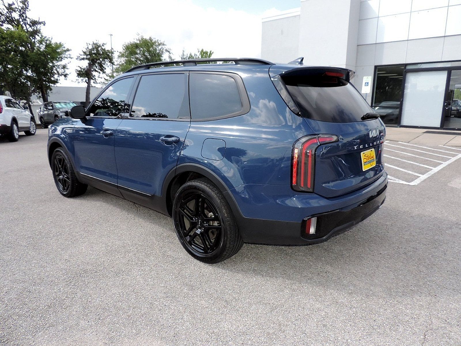 Used 2024 Kia Telluride EX X-Line AWD/4WD image 7