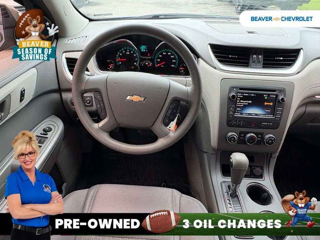Used 2017 Chevrolet Traverse LS FWD image 15