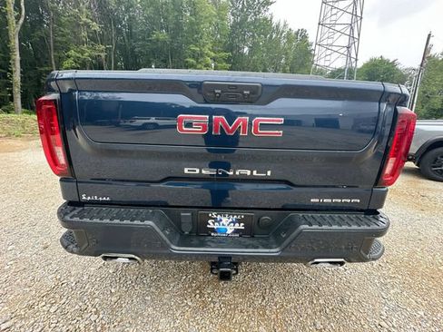 Used 2022 GMC Sierra 1500 Denali w/ Technology Package AWD/4WD image 34