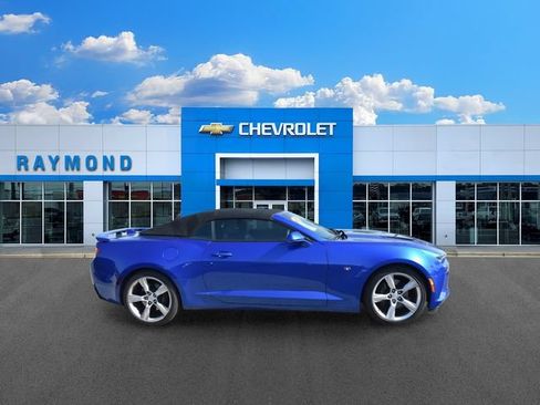 Used 2016 Chevrolet Camaro SS RWD image 2