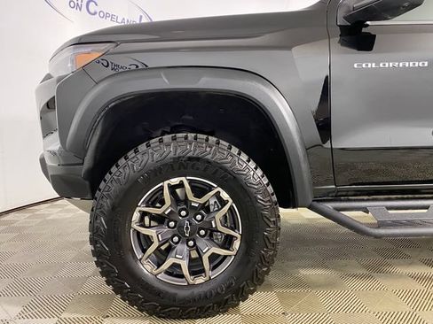 Certified 2026 Chevrolet Colorado ZR2 w/ Technology Package AWD/4WD image 29