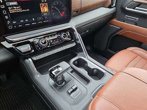 Certified 2024 GMC Sierra 1500 Denali Ultimate image 25