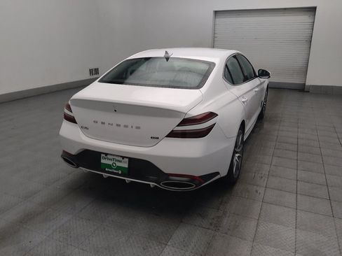 Used 2022 Genesis G70 3.3T RWD image 9