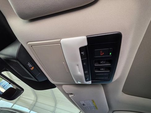 New 2026 Nissan Pathfinder Platinum AWD/4WD image 41