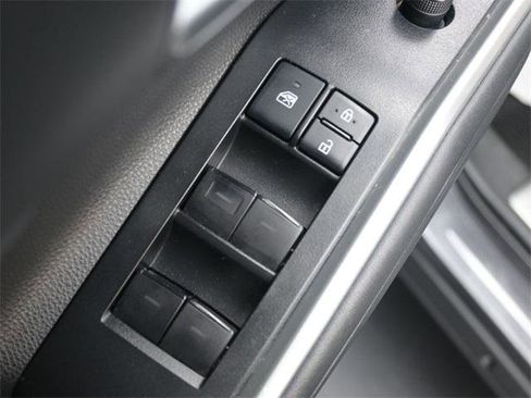 Certified 2021 Toyota Highlander XSE image 21