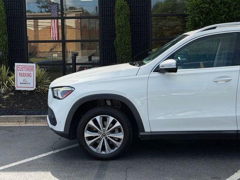 Used 2021 Mercedes-Benz GLE 350 w/ Premium Package image 10