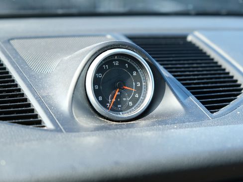 Used 2017 Porsche Macan image 30