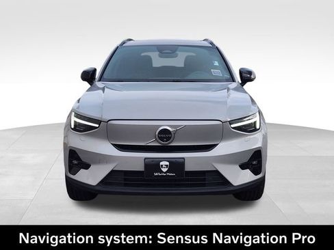 Used 2024 Volvo XC40 Recharge Ultimate w/ Protection Package Premier image 3