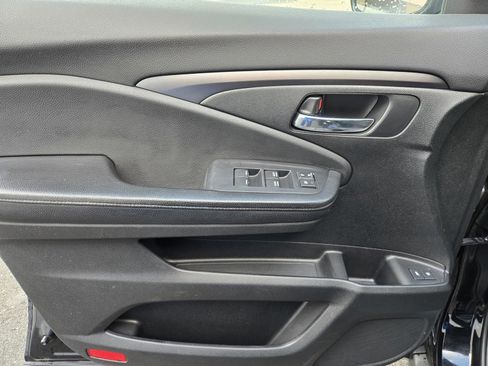 Used 2016 Honda Pilot EX-L image 17