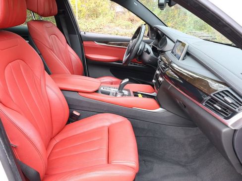 Used 2019 BMW X6 xDrive35i w/ M Sport Package image 26