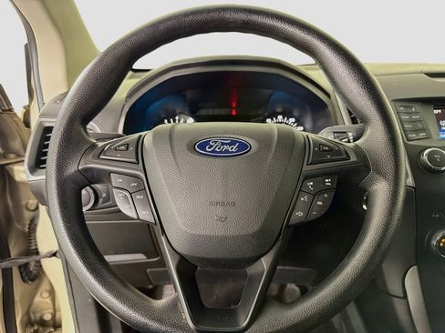 Used 2018 Ford Edge SE AWD/4WD image 15