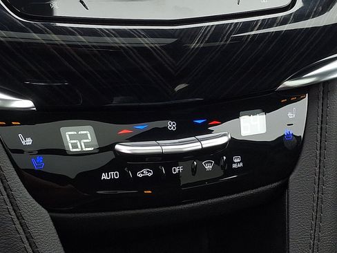 Certified 2023 Cadillac XT6 Premium Luxury w/ Technology Package image 23