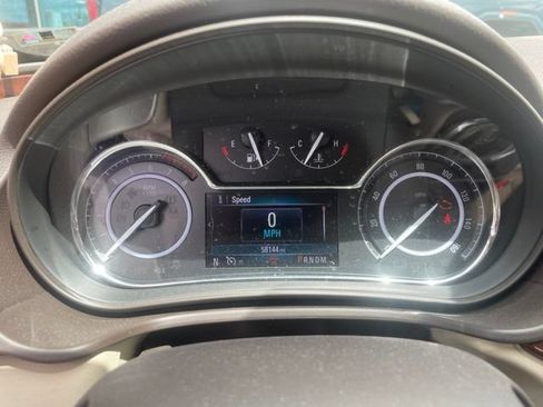 Used 2016 Buick Regal AWD image 2