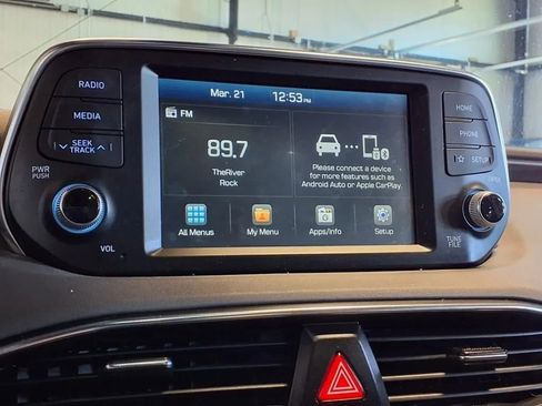 Used 2019 Hyundai Santa Fe Limited image 22