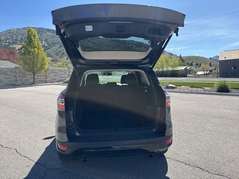 Used 2017 Ford Escape Titanium AWD/4WD image 8
