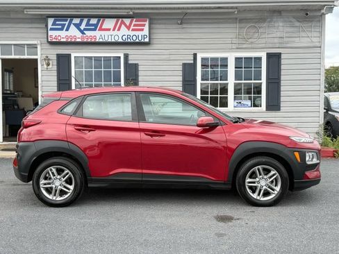 Used 2019 Hyundai Kona SE FWD image 1