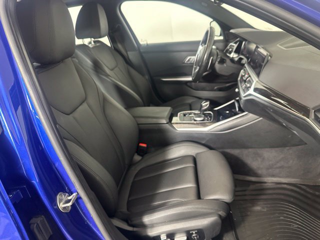 Used 2019 BMW 330i xDrive Sedan w/ M Sport Package AWD/4WD image 27
