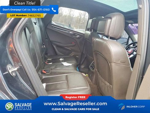 Used 2017 Porsche Macan image 15